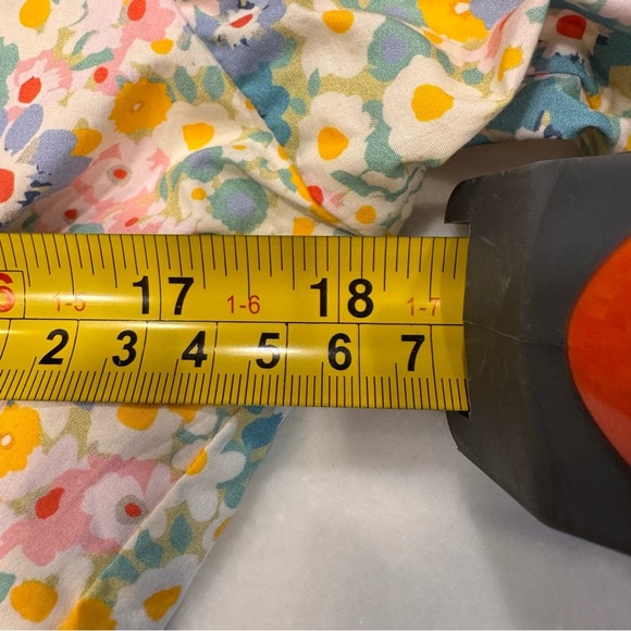 Lovers and Friend Women’s Wyatt Top in Catherine Floral. Cropped, size S - Picture 10 of 11